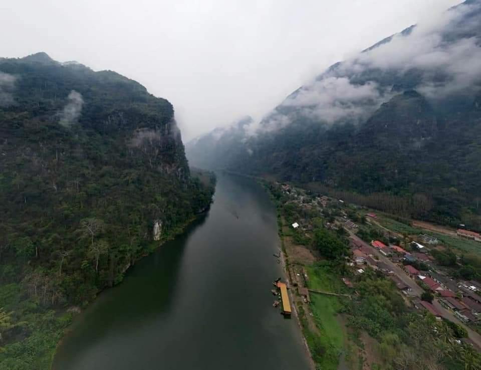 Ou River House Nongkhiaw 外观 照片